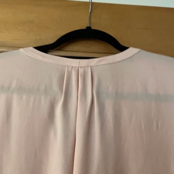 Ann Taylor Pale Peachy Pink Sheer Blouse size Large - Picture 6 of 7
